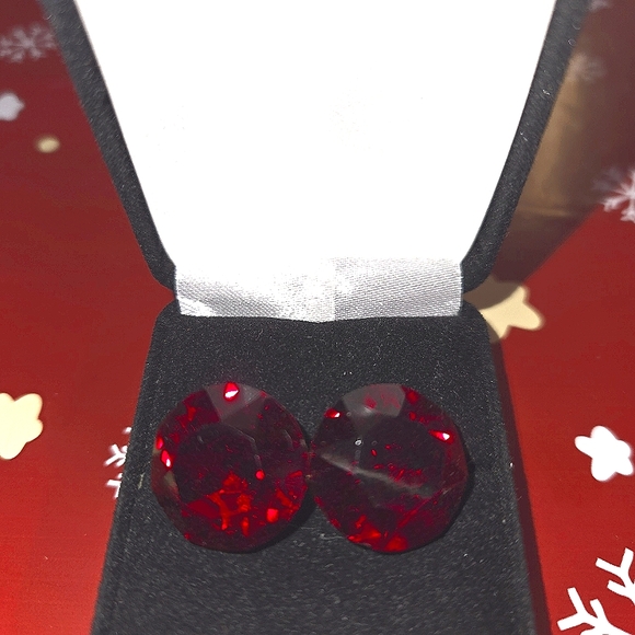 Vogue Ruby (faux) Vintage Runway Earrings - Picture 10 of 11